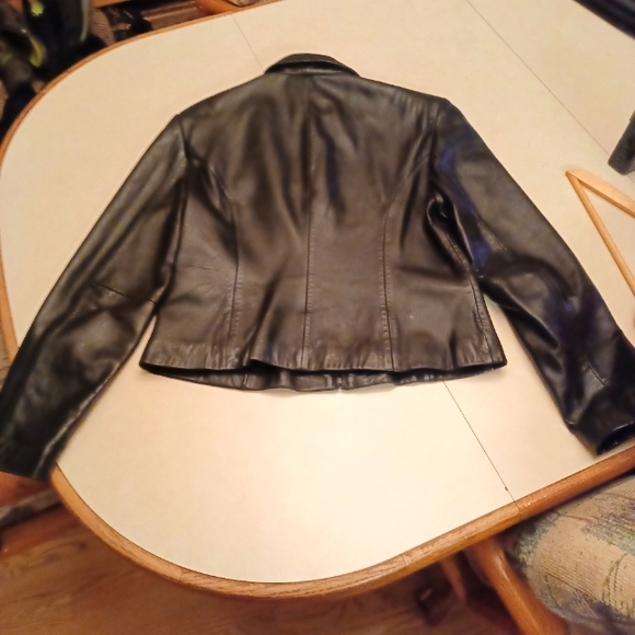 Vintage Hard Rock Cafe Women's Leather Jacket - Picture 2 of 16